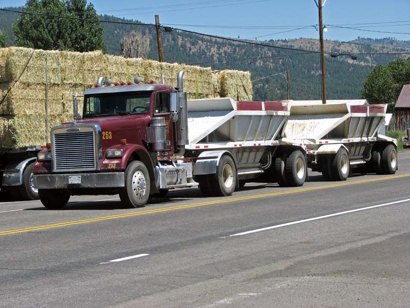 double e dump truck